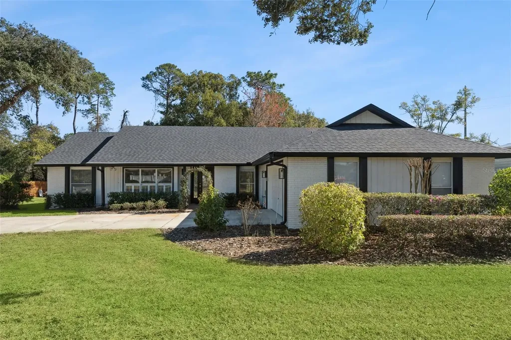 305 S Chase Court Altamonte Springs FL 32714