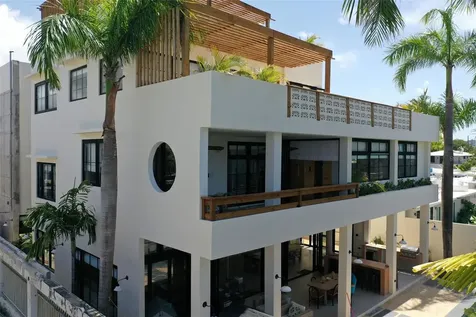 2061 Cacique San Juan PR 00911