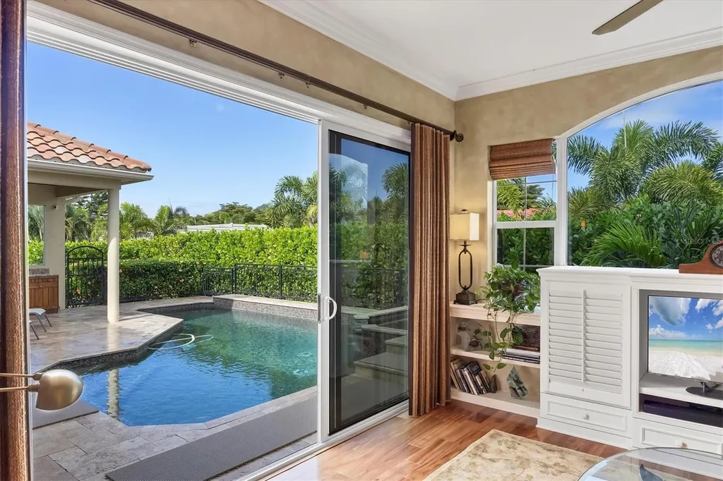 381 Bob White Drive Sarasota FL 34236