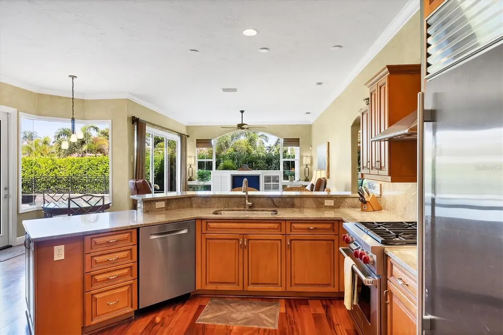 381 Bob White Drive Sarasota FL 34236
