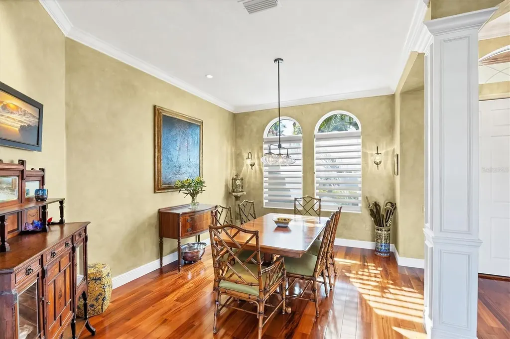 381 Bob White Drive Sarasota FL 34236