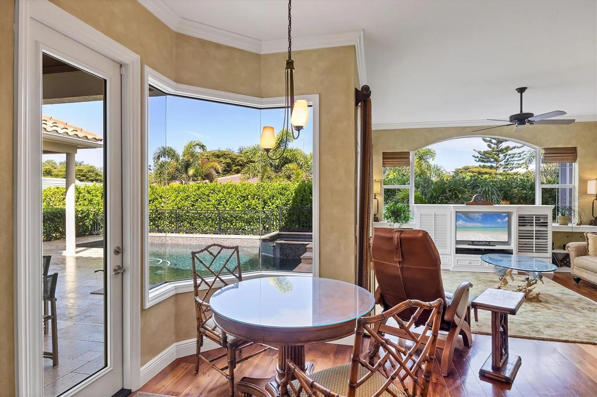 381 Bob White Drive Sarasota FL 34236