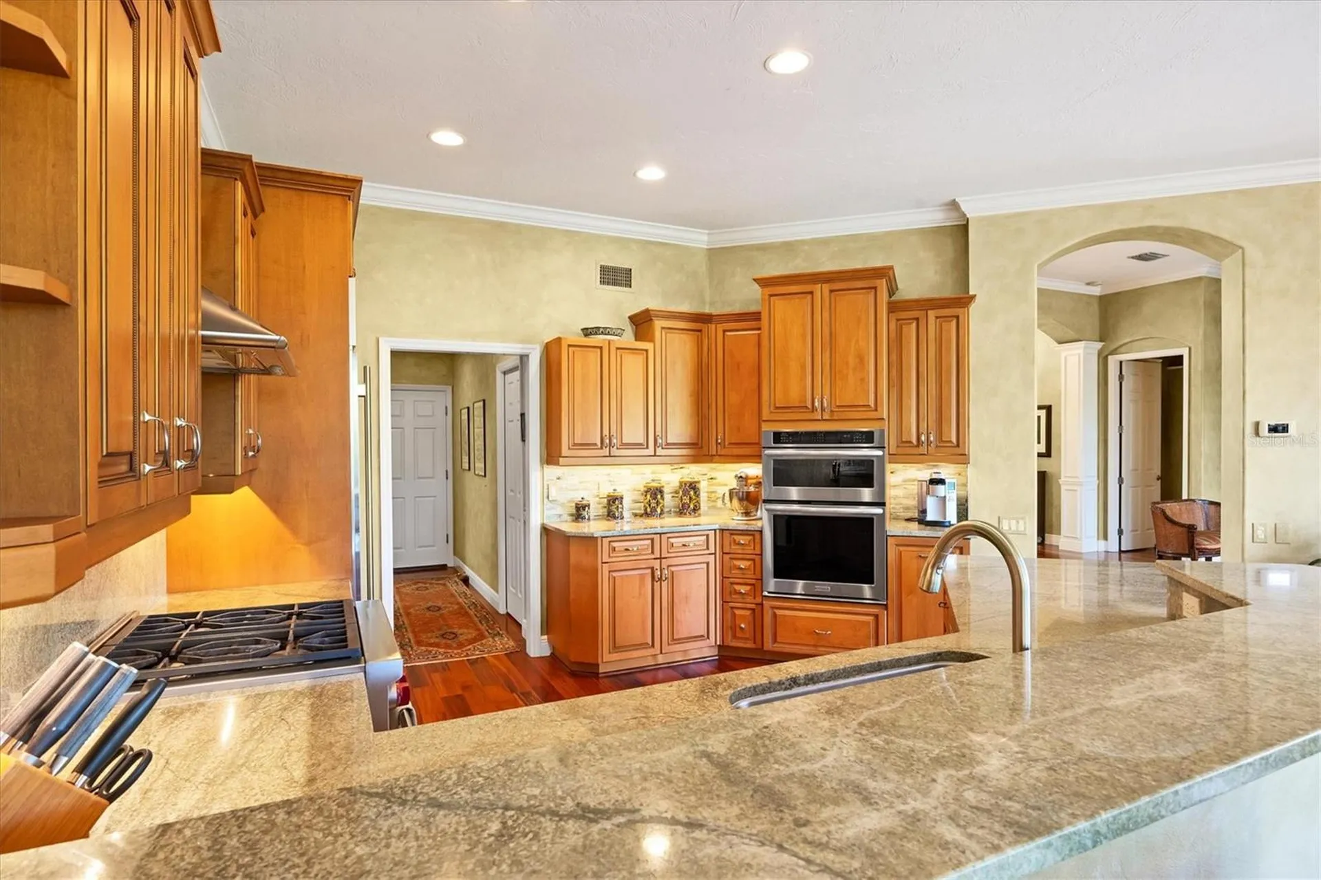 381 Bob White Drive Sarasota FL 34236