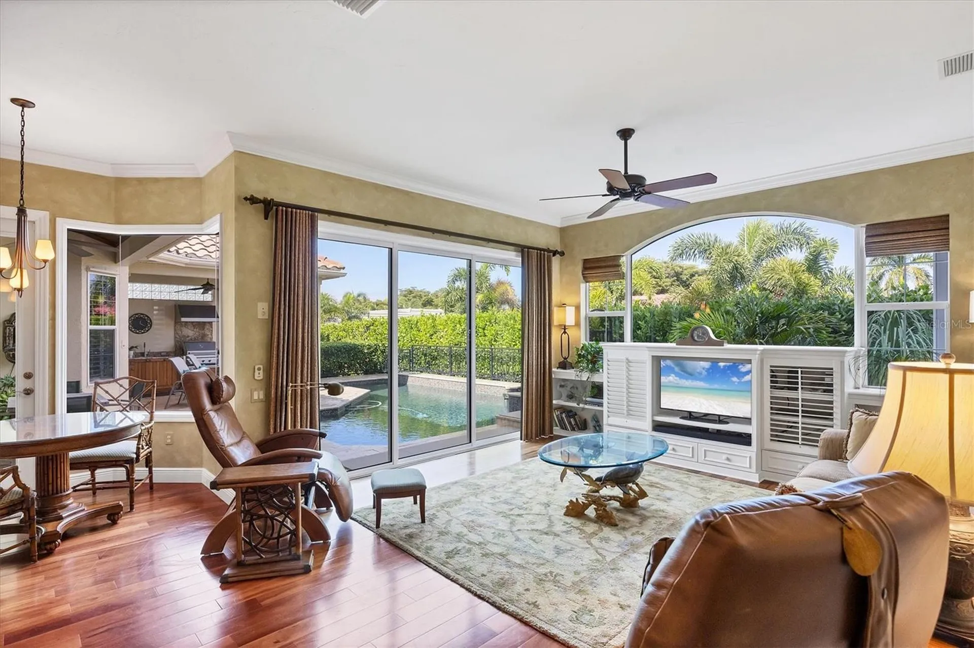 381 Bob White Drive Sarasota FL 34236