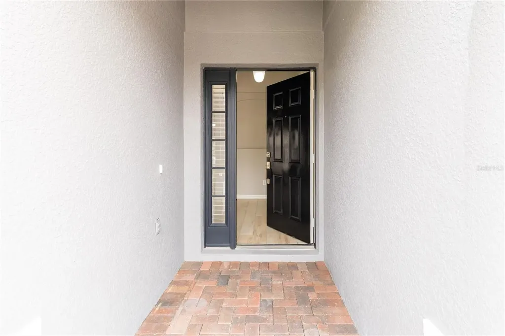 9933 Portofino Drive Orlando FL 32832