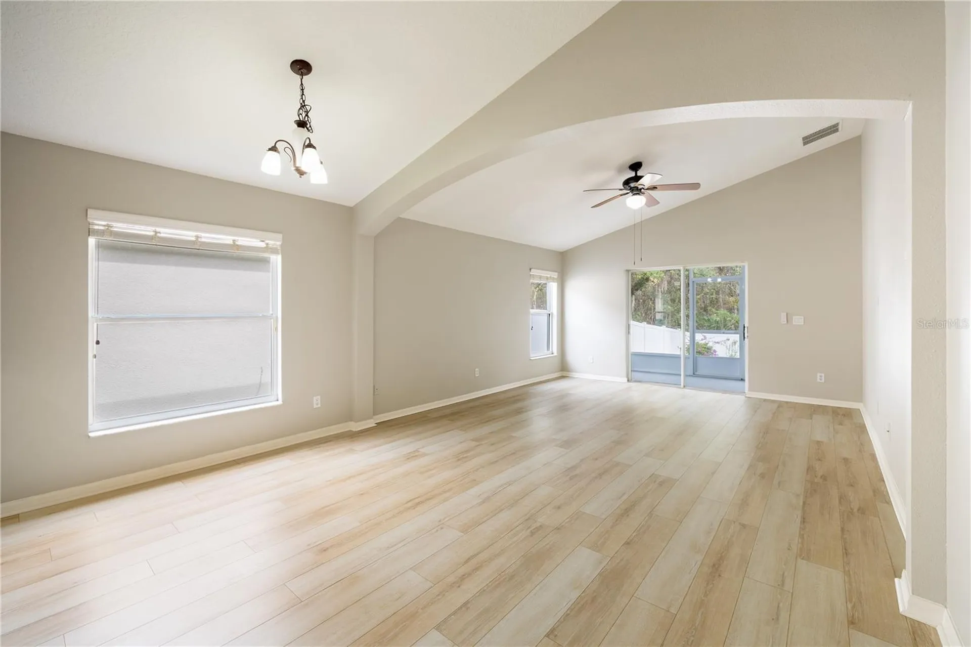 9933 Portofino Drive Orlando FL 32832