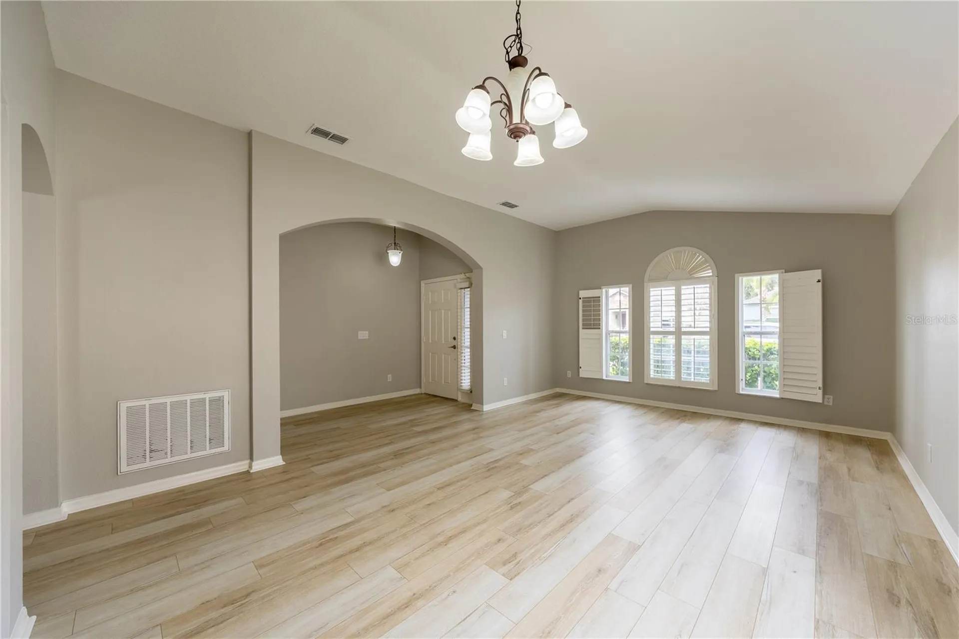 9933 Portofino Drive Orlando FL 32832