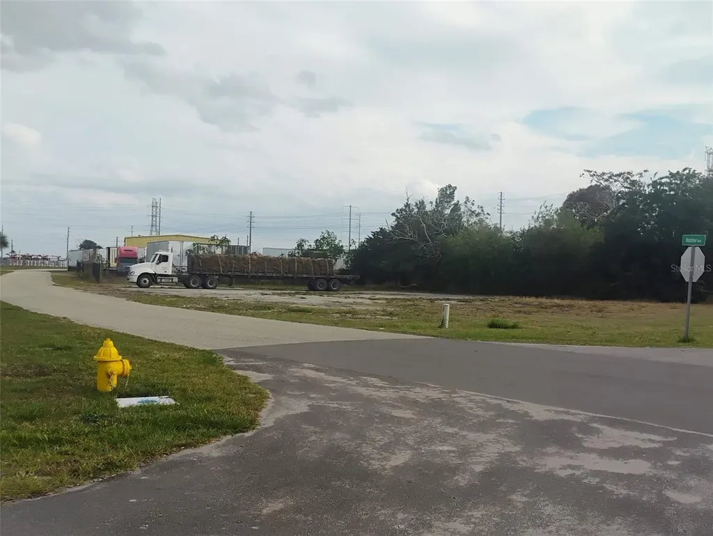 200 Hatcher Avenue Avon Park FL 33825