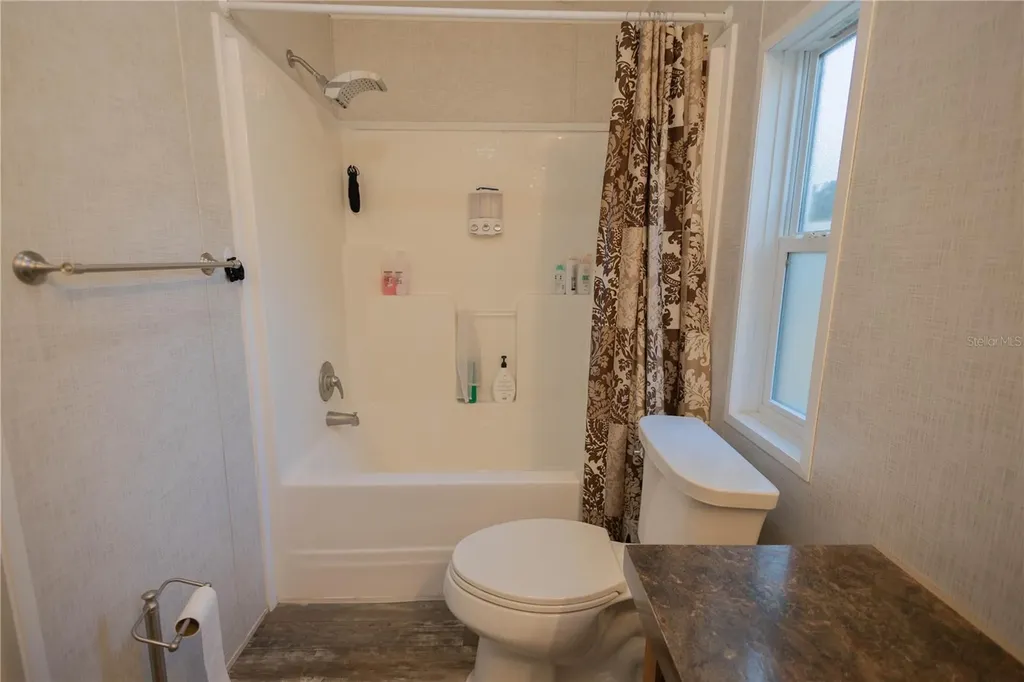 396 NE Beverly Hills Drive Mayo FL 32066