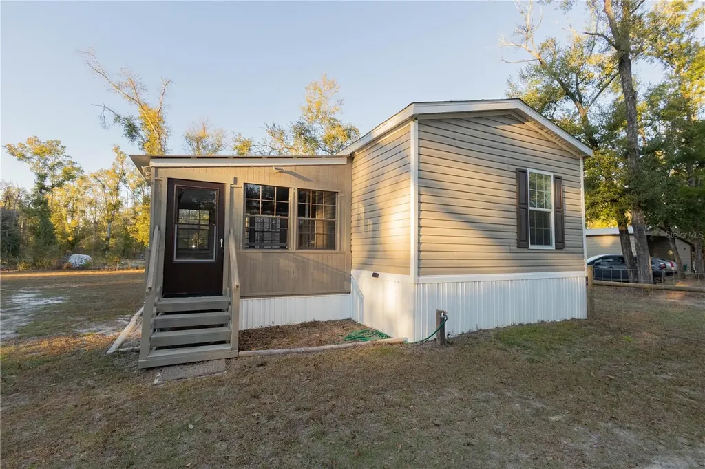 396 NE Beverly Hills Drive Mayo FL 32066