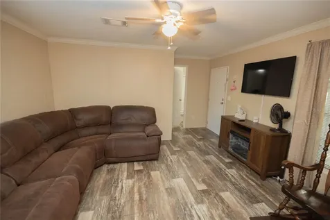 396 NE Beverly Hills Drive Mayo FL 32066