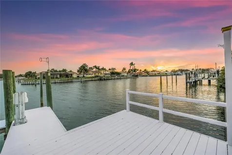 4114 42nd Avenue S St Petersburg FL 33711