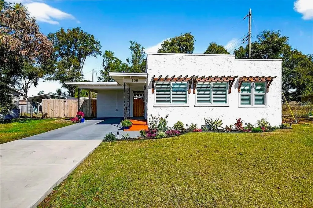 105 W Golf Links Avenue Eustis FL 32726