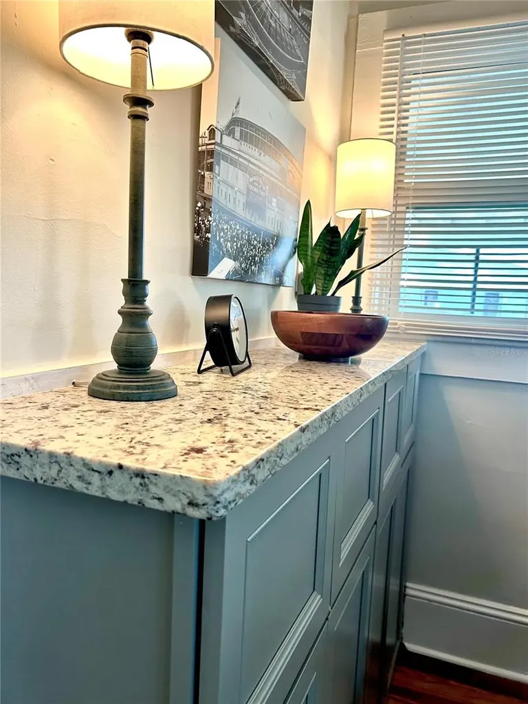 105 W Golf Links Avenue Eustis FL 32726