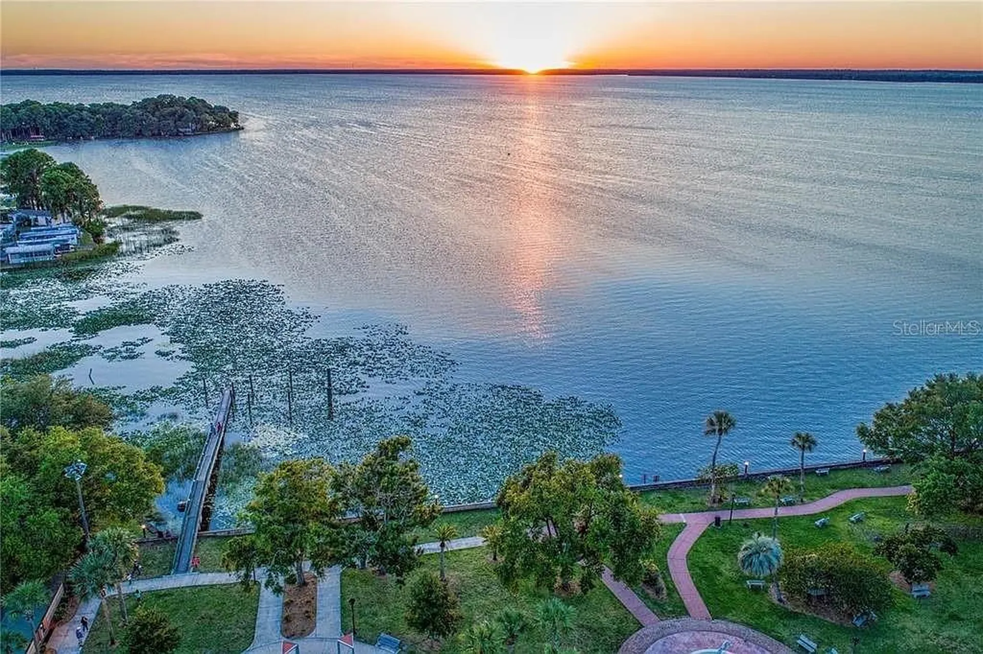 105 W Golf Links Avenue Eustis FL 32726