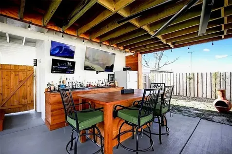 105 W Golf Links Avenue Eustis FL 32726