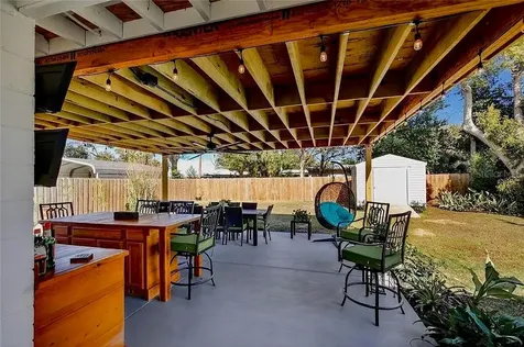 105 W Golf Links Avenue Eustis FL 32726