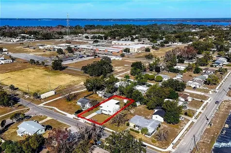 105 W Golf Links Avenue Eustis FL 32726