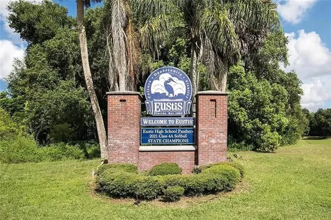 105 W Golf Links Avenue Eustis FL 32726