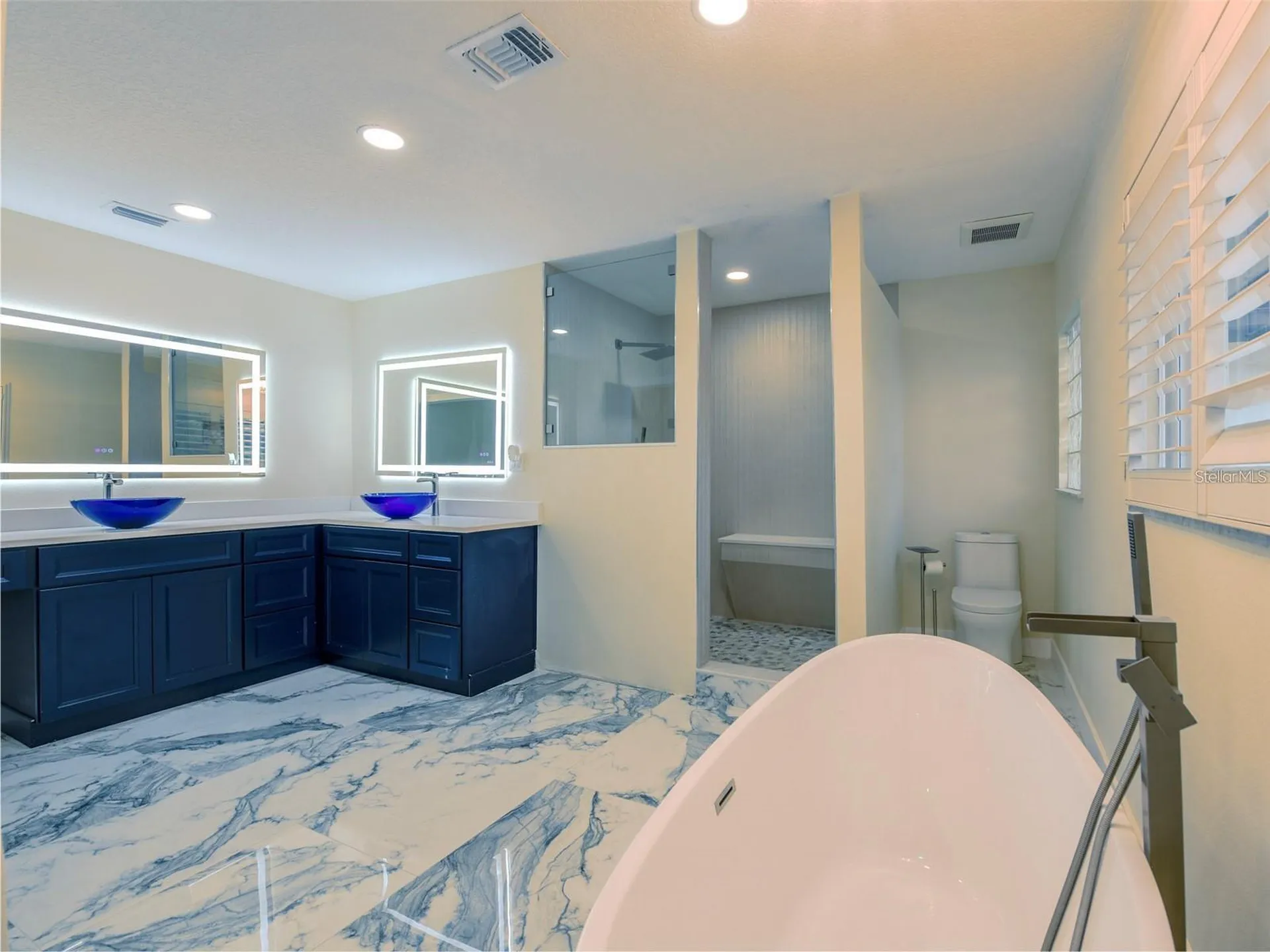 6400 Mockingbird Way S St Petersburg FL 33707