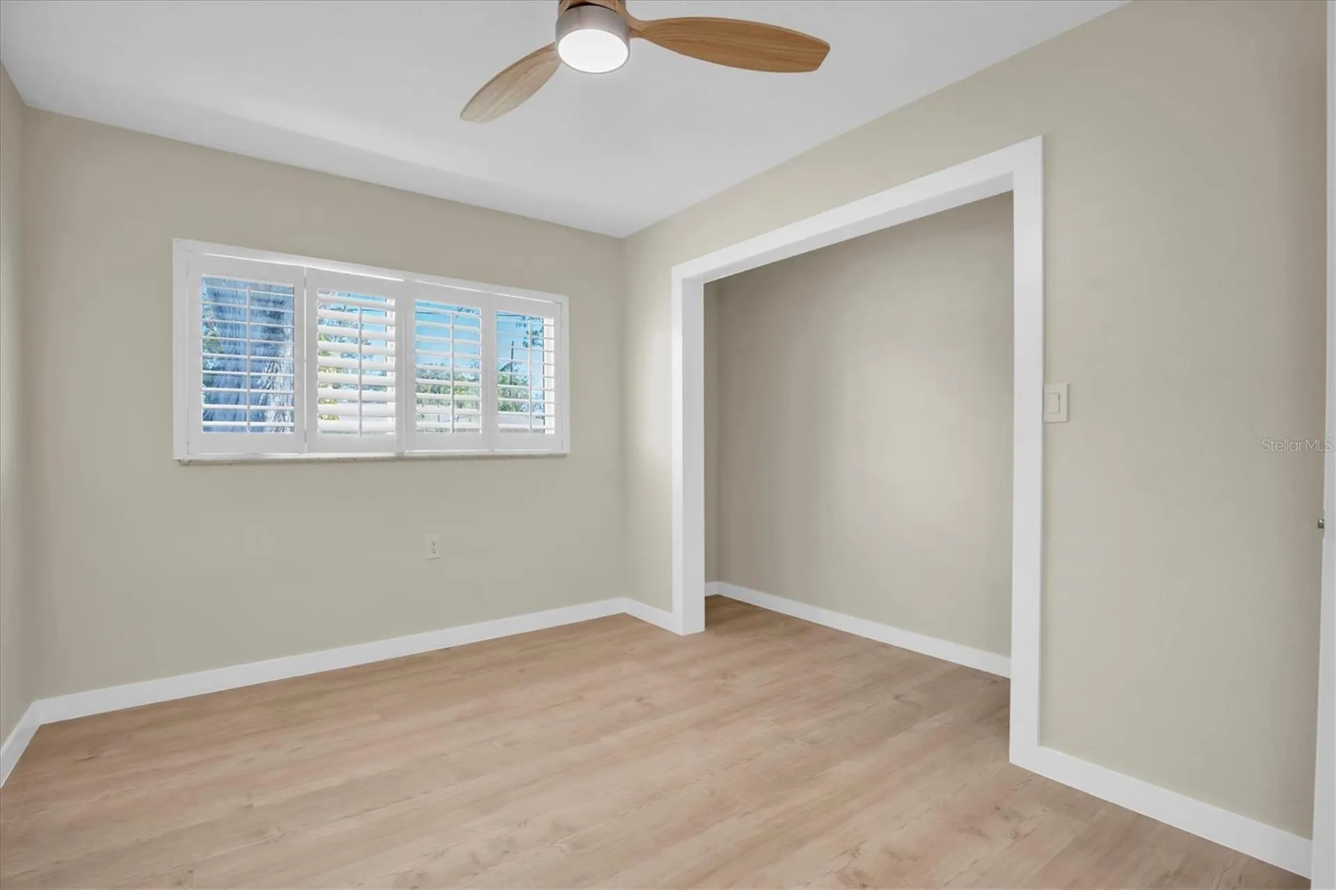 6400 Mockingbird Way S St Petersburg FL 33707