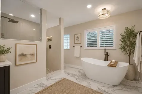 6400 Mockingbird Way S St Petersburg FL 33707