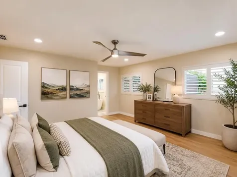 6400 Mockingbird Way S St Petersburg FL 33707