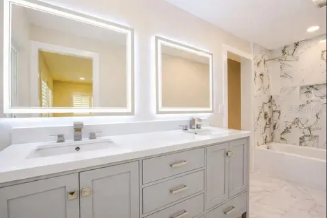 6400 Mockingbird Way S St Petersburg FL 33707