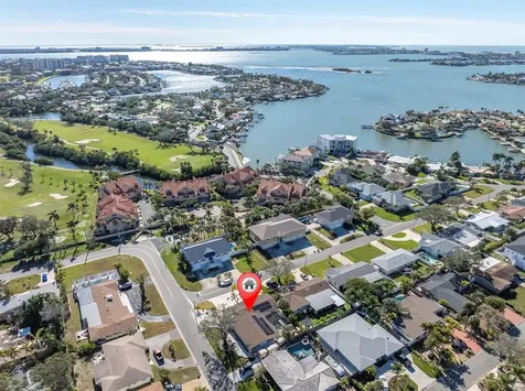 6400 Mockingbird Way S St Petersburg FL 33707