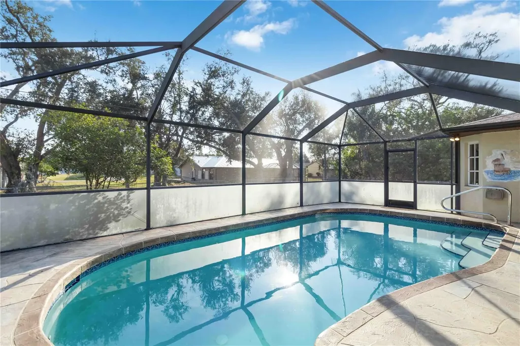 22285 Walton Avenue Port Charlotte FL 33952