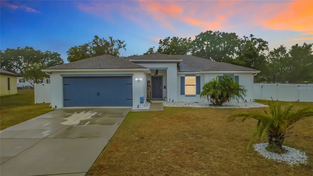 35725 Rose Moss Avenue Leesburg FL 34788