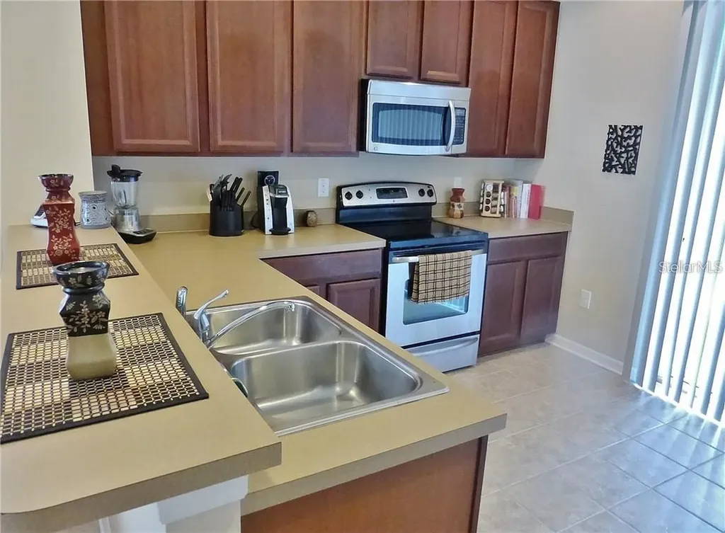 8904 Red Beechwood Court Riverview FL 33578