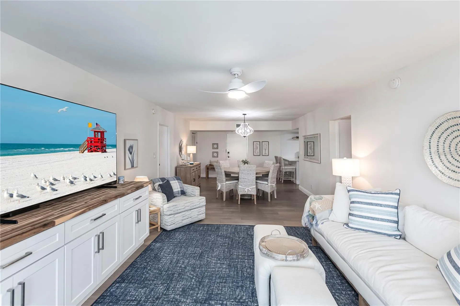 1055 W Peppertree Drive Sarasota FL 34242