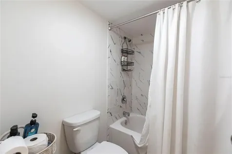 1055 W Peppertree Drive Sarasota FL 34242