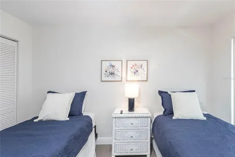1055 W Peppertree Drive Sarasota FL 34242
