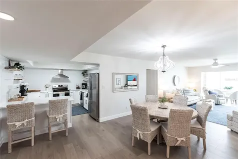 1055 W Peppertree Drive Sarasota FL 34242