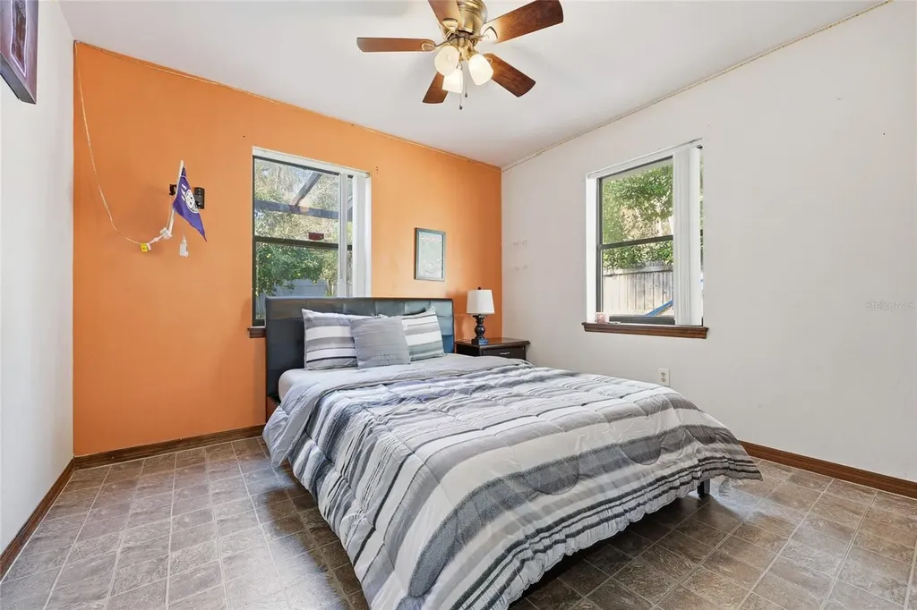 4916 SW 57th Drive Gainesville FL 32608