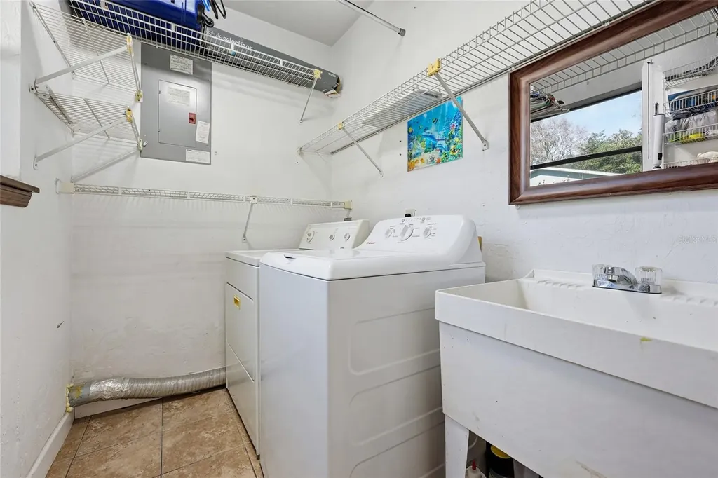 4916 SW 57th Drive Gainesville FL 32608