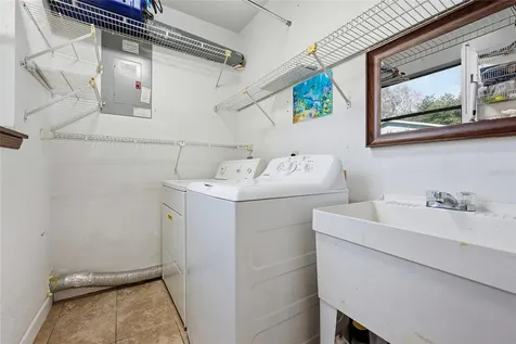 4916 SW 57th Drive Gainesville FL 32608