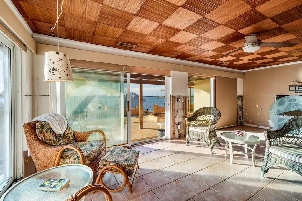 1844 Venetian Point Drive Clearwater FL 33755