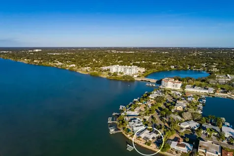 1844 Venetian Point Drive Clearwater FL 33755