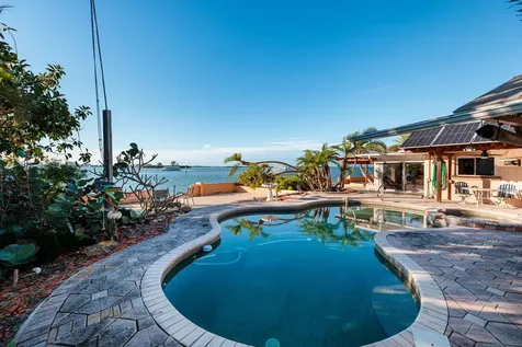 1844 Venetian Point Drive Clearwater FL 33755