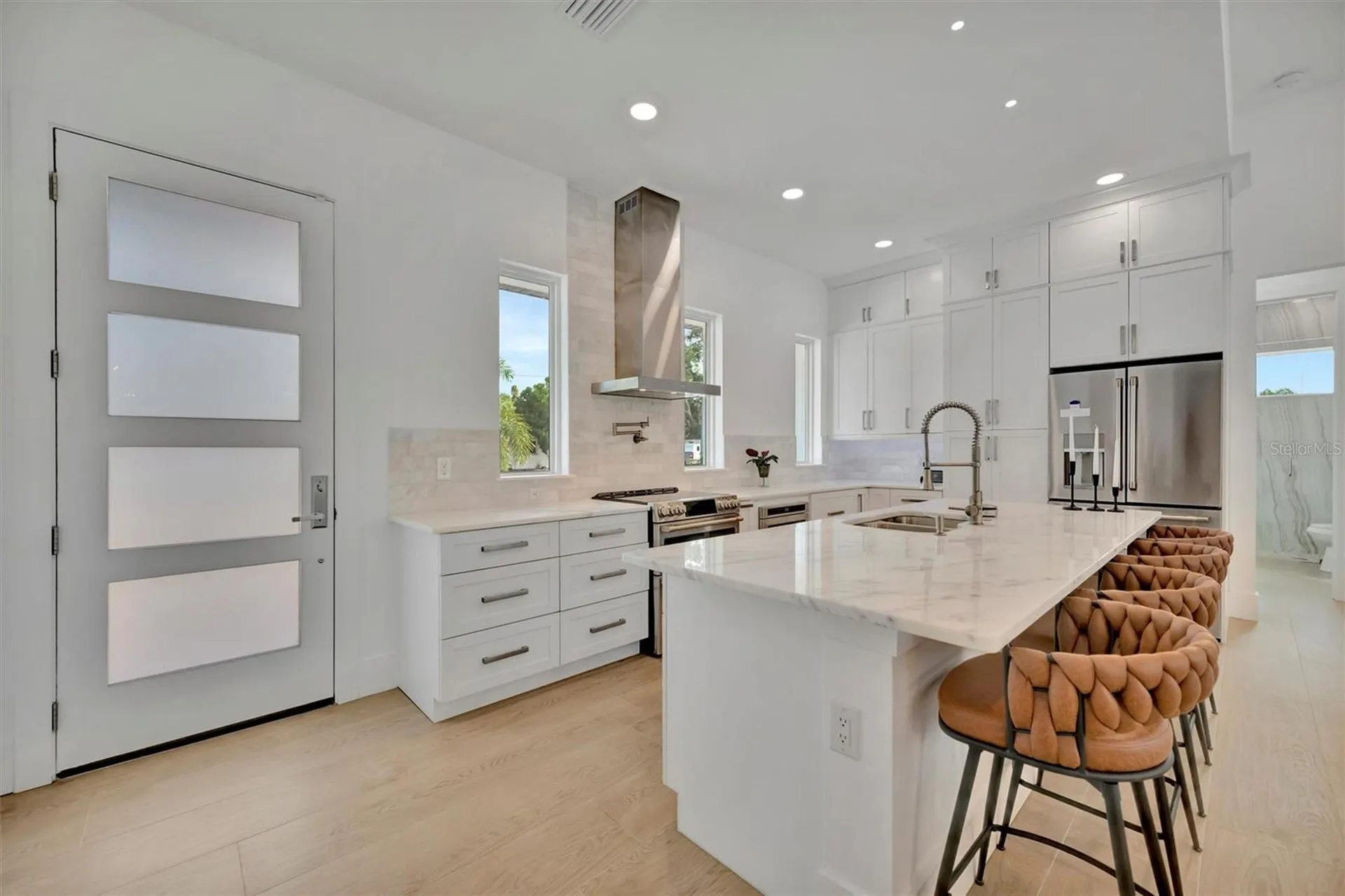 916 Highland Street Sarasota FL 34234