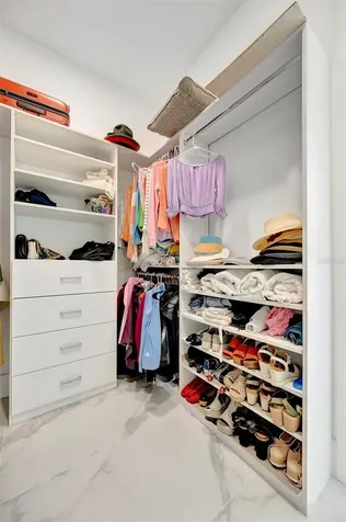 916 Highland Street Sarasota FL 34234