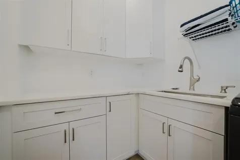 916 Highland Street Sarasota FL 34234