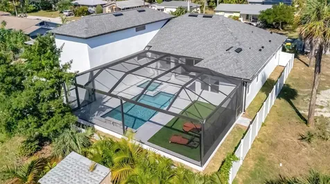 916 Highland Street Sarasota FL 34234