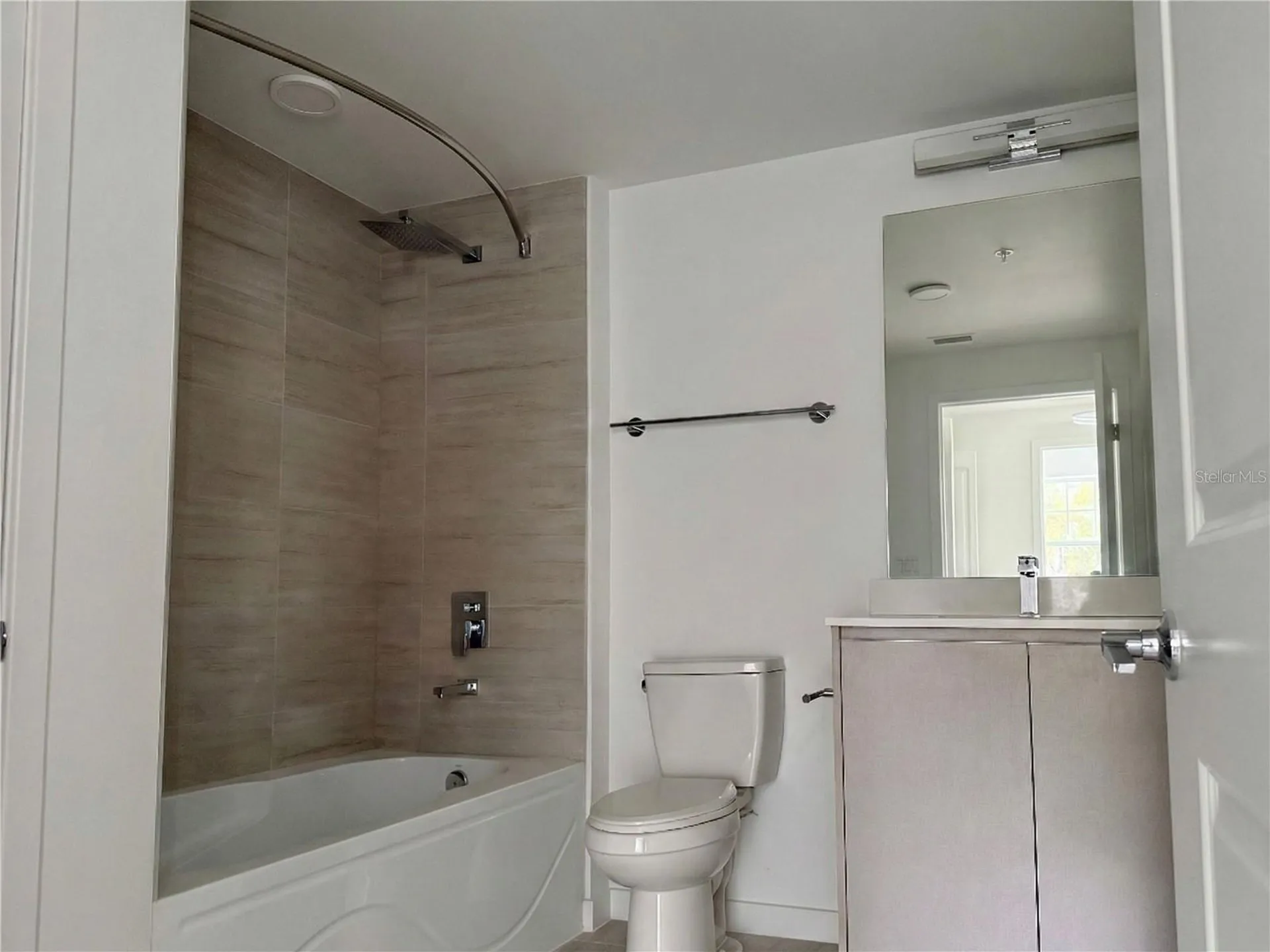 5592 Pga Boulevard Orlando FL 32839