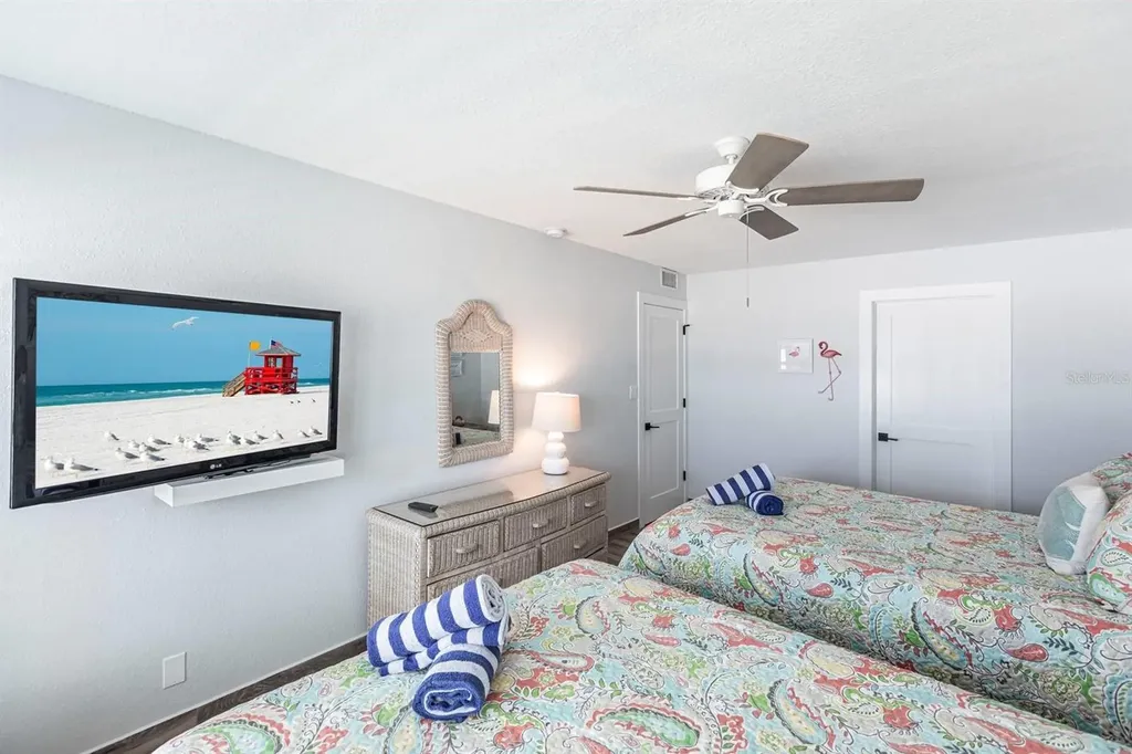 6154 Midnight Pass Road Sarasota FL 34242