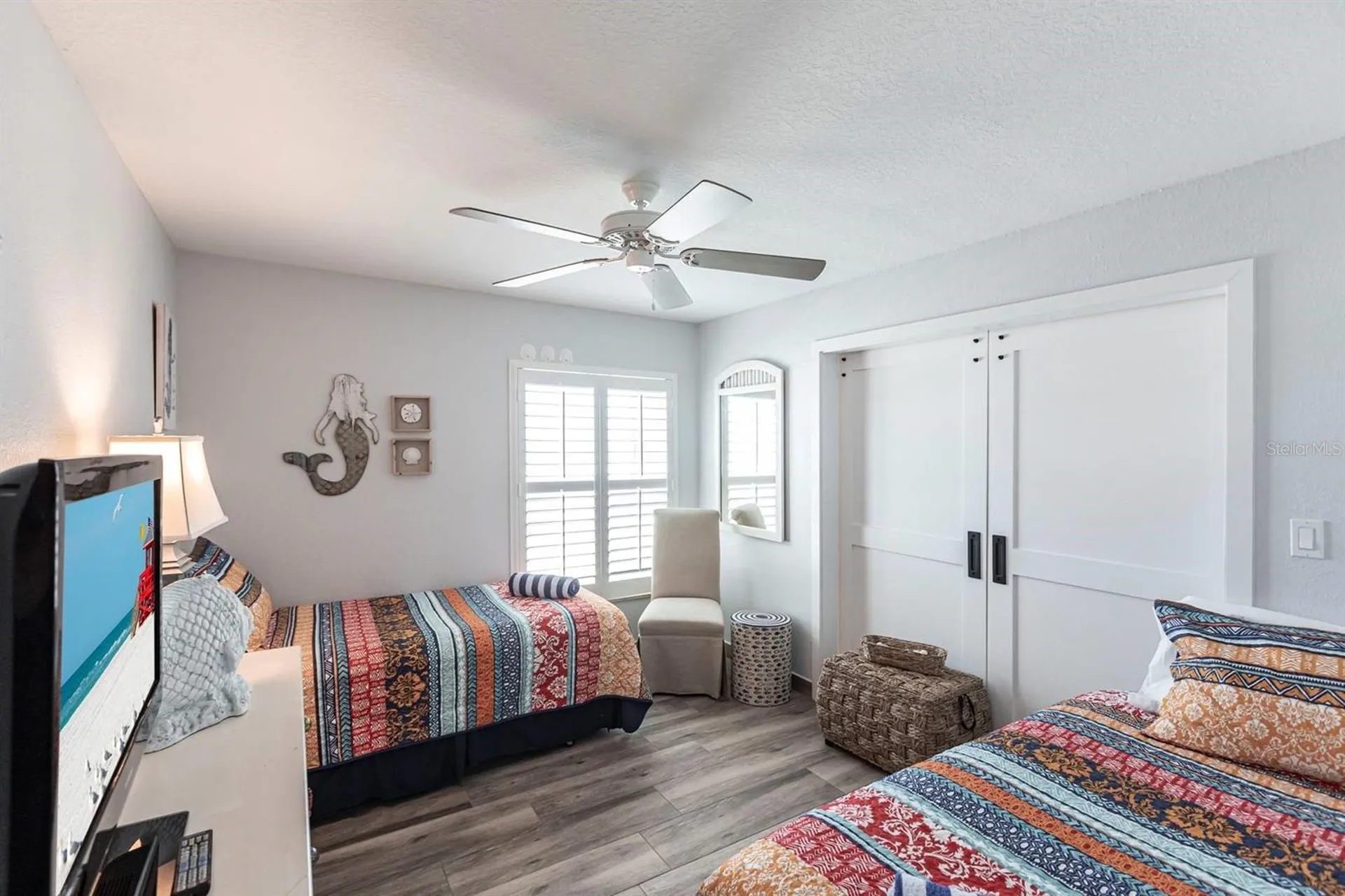 6154 Midnight Pass Road Sarasota FL 34242