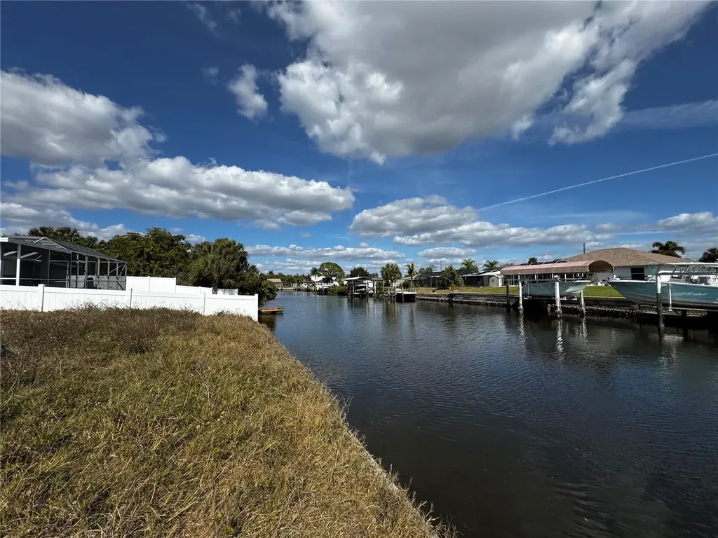 4366 Wynkoop Circle Port Charlotte FL 33948